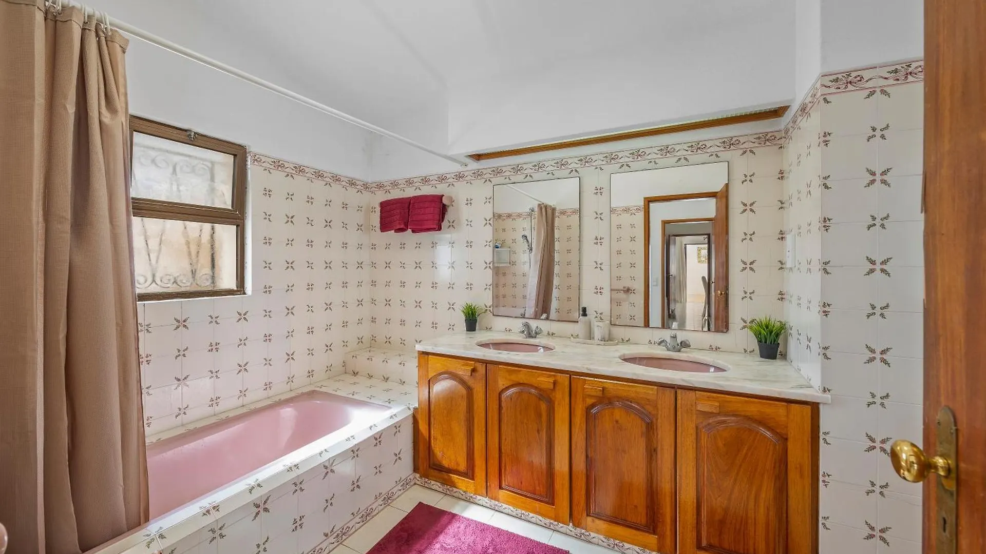 Casa Das Flores Carvoeiro  0*, Carvoeiro (Lagoa)